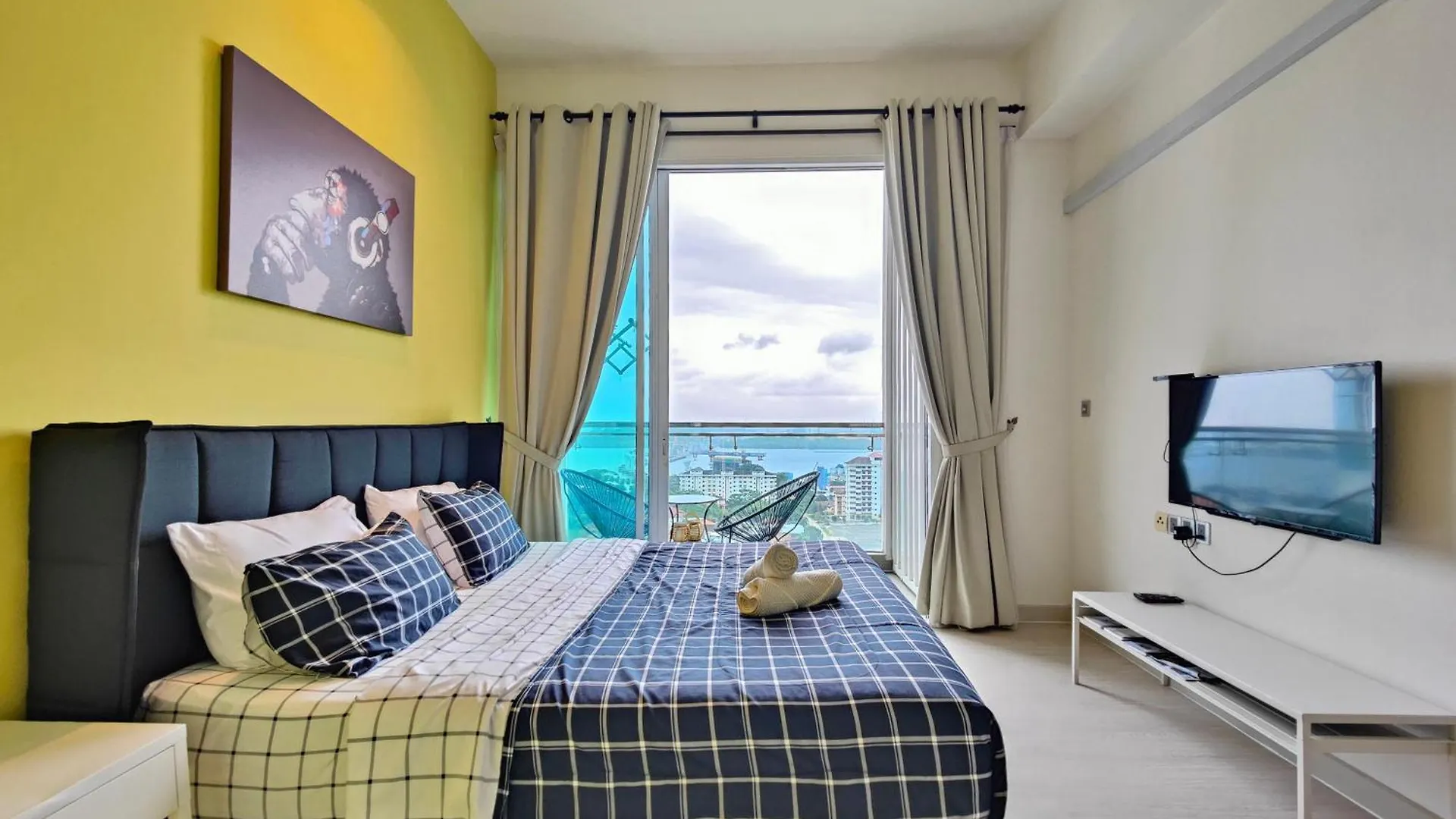 Apartment Paragon Suites Ciq Homestay By Welcome Home Johor Bahru